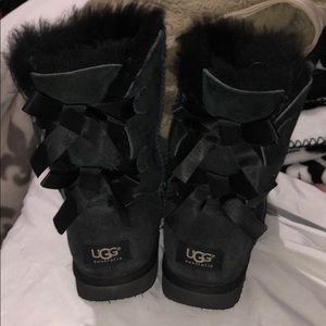 Bailey Bow Uggs